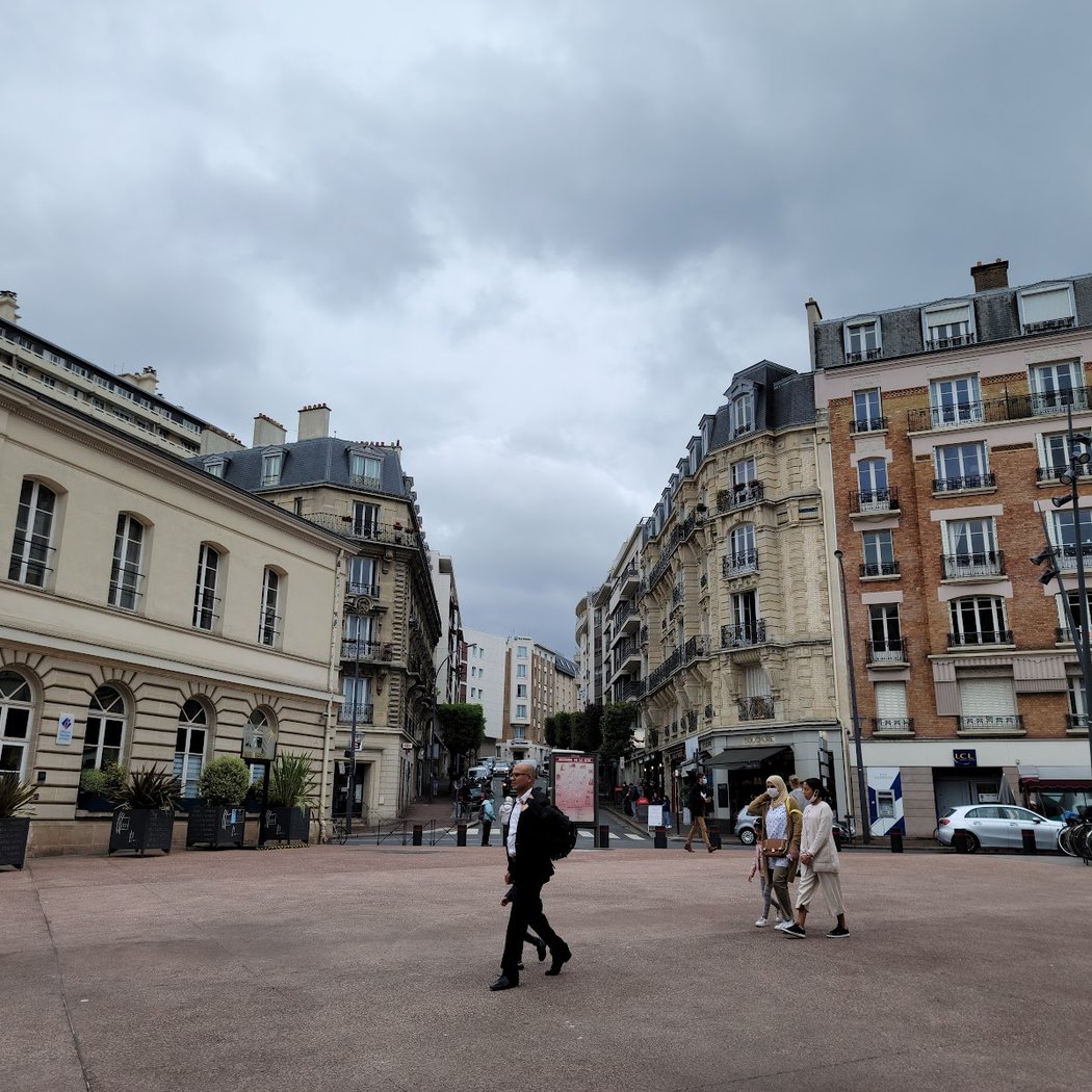 Issy Tourisme International 3